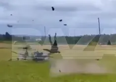 Brīdinām: baiss skats! 88 gadus vecais krievu aviators gājis bojā, mēģinot pacelties ar pašdarinātu helikopteru
