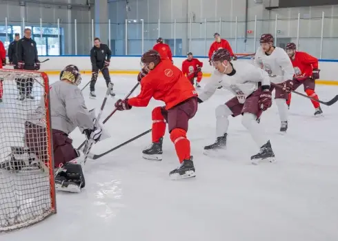 Latvijas hokejistu pēdējā sagatavošanās pirms došanās uz olimpiādi; 04.02.2026.