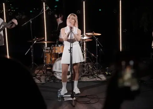 Albuma “Wrong Woman (According to the Rule Book)” prezentācija