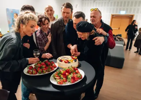 Komēdijas "Svešā nauda" pirmizrādē